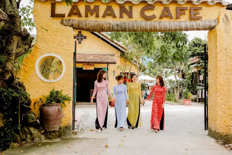 La-Man Cafe