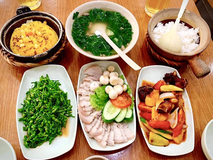 TOP 10 món ăn Việt Nam được đánh giá ngon nhất